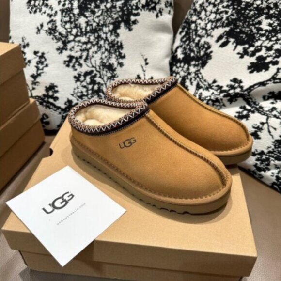 New UGG Tasman Slipper Chestnut - Picture 2 of 6